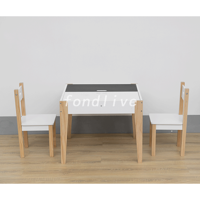 Ensemble de table et chaises pour enfants d'étude moderne